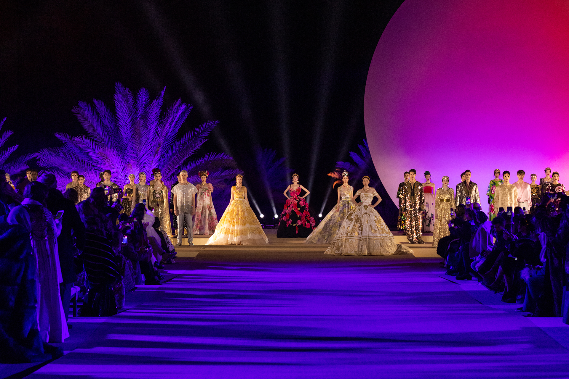La prima sfilata di AlUla risplende tra i gioielli e le stelle del Dolce&Gabbana Ikmah Cavalry Fashion Show