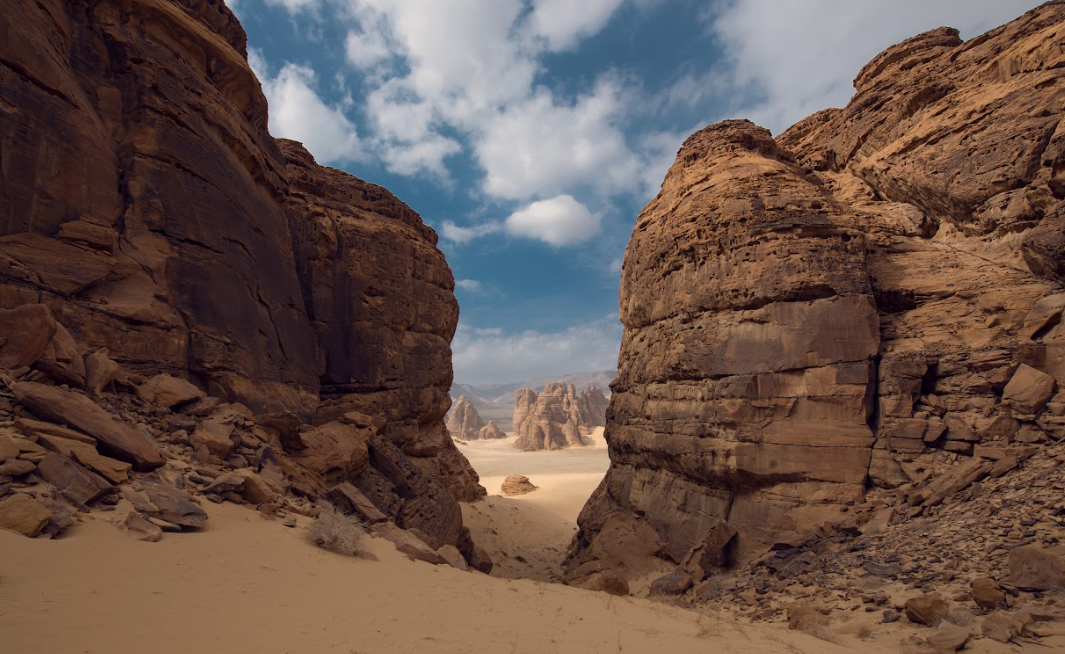 Ashar Valley: il nuovo retreat nel deserto da inserire nella lista dei desideri