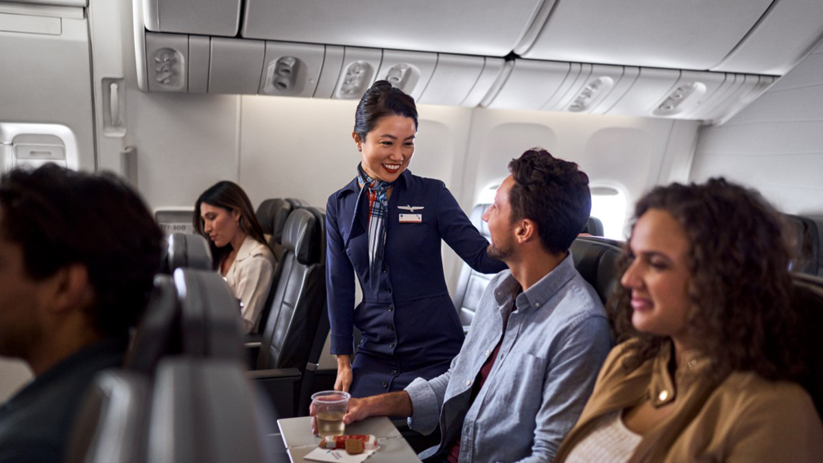 American Airlines porta l'esperienza di bordo a un livello superiore per la stagione estiva