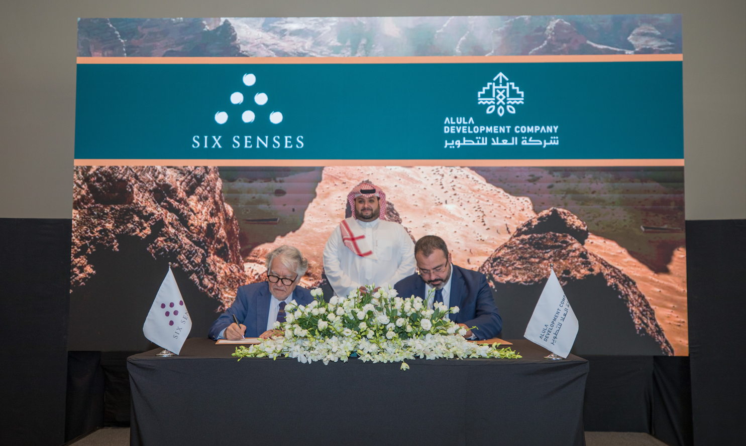 AlUla Development Company firma l’accordo per l'apertura dell’hotel di lusso Six Senses AlUla
