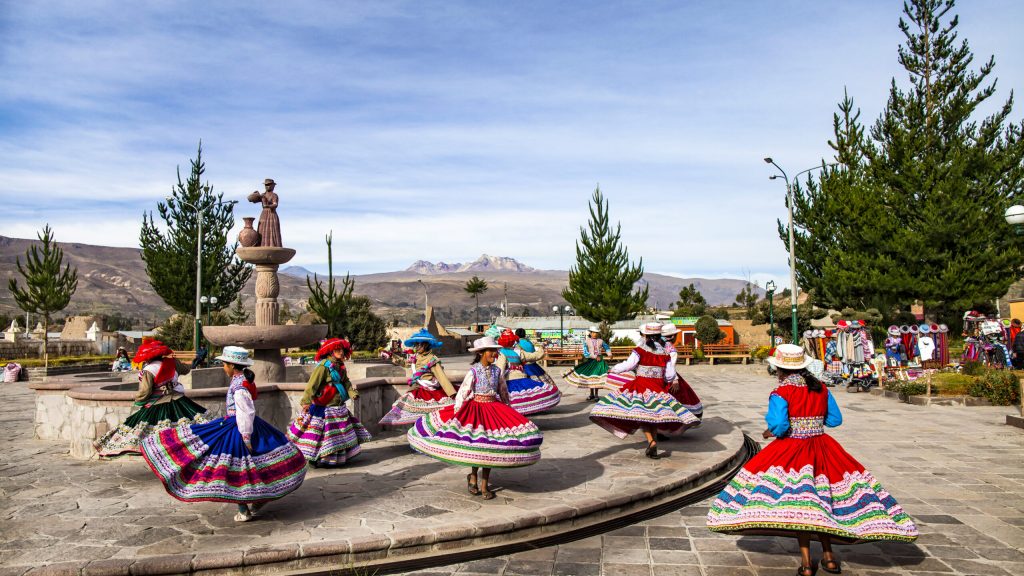 Danza de los wititis del pueblo de Chivay. Valle del Colca.
