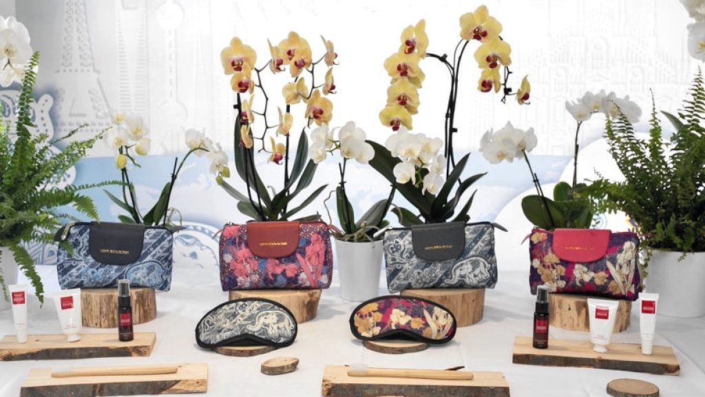 Sirivannavari Amenity Kit