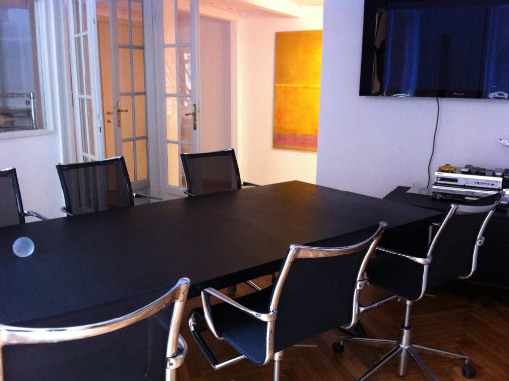 meeting room_10001